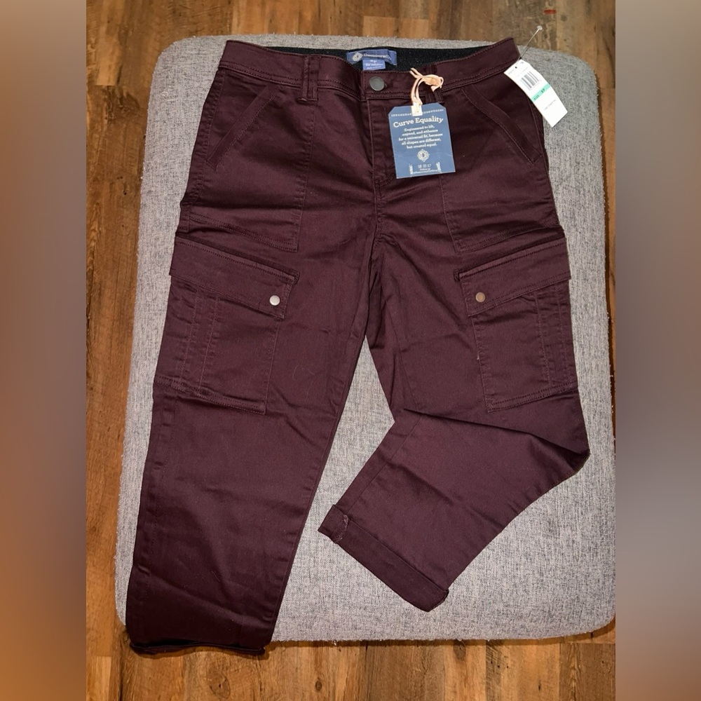 New with tags! Democracy Size 8P